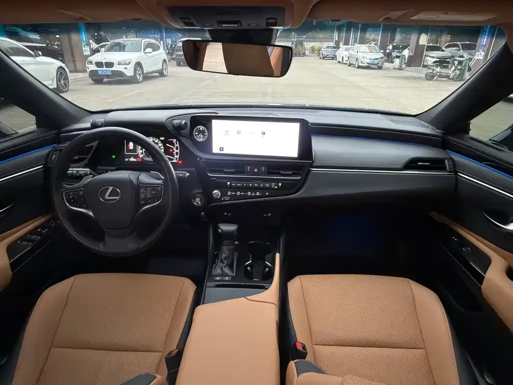 Lexus ES 2024 из CN, фото 2