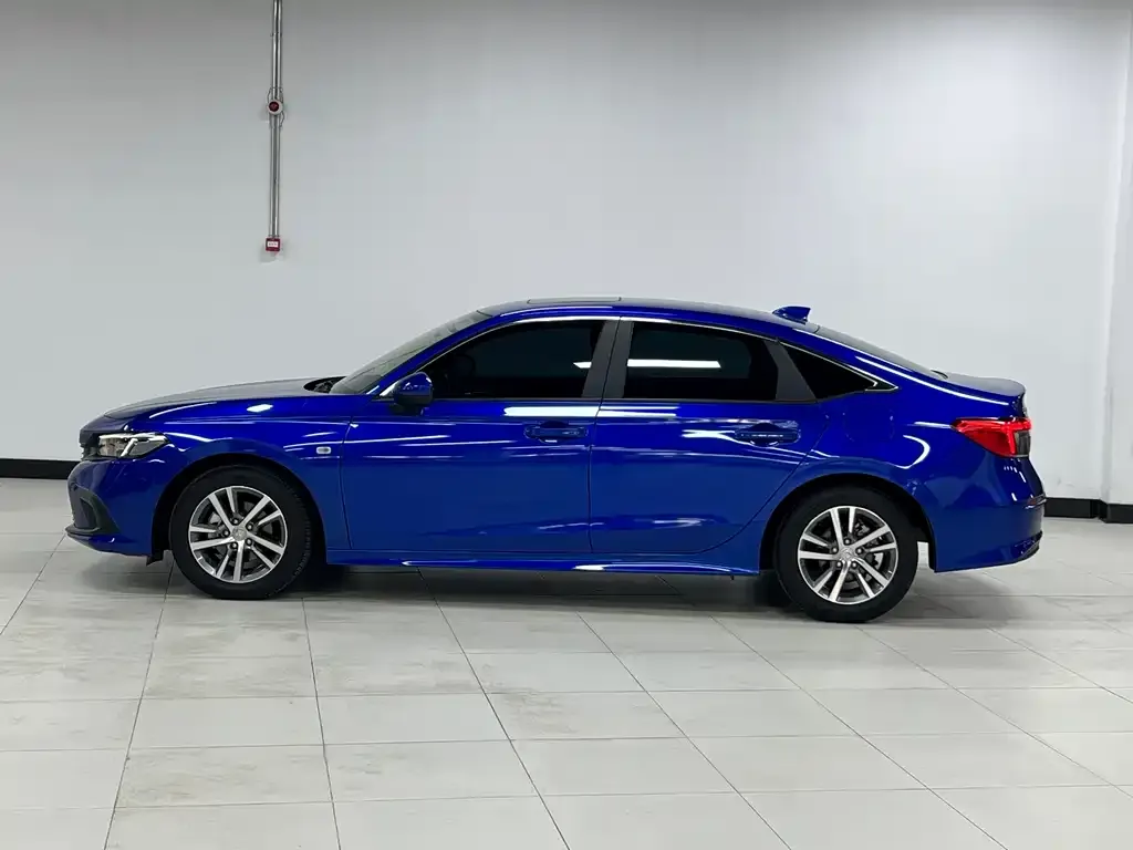 Honda Civic — фото 10