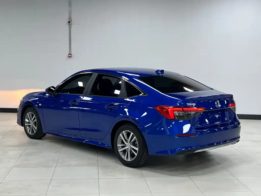 Honda Civic — фото 9