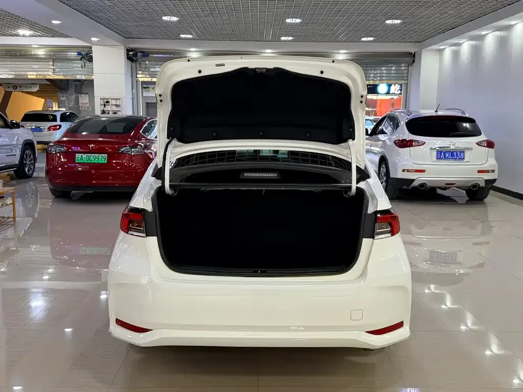 Toyota Corolla 2022 из CN, фото 3