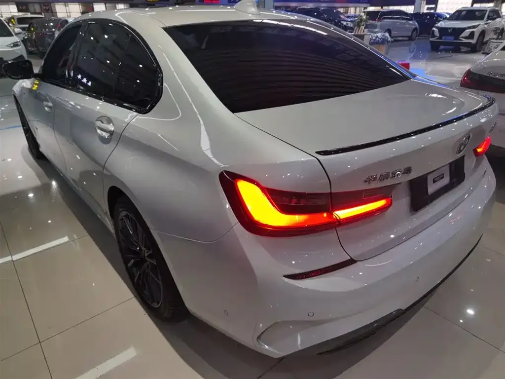 BMW 3 Series 2022 из CN, фото 8
