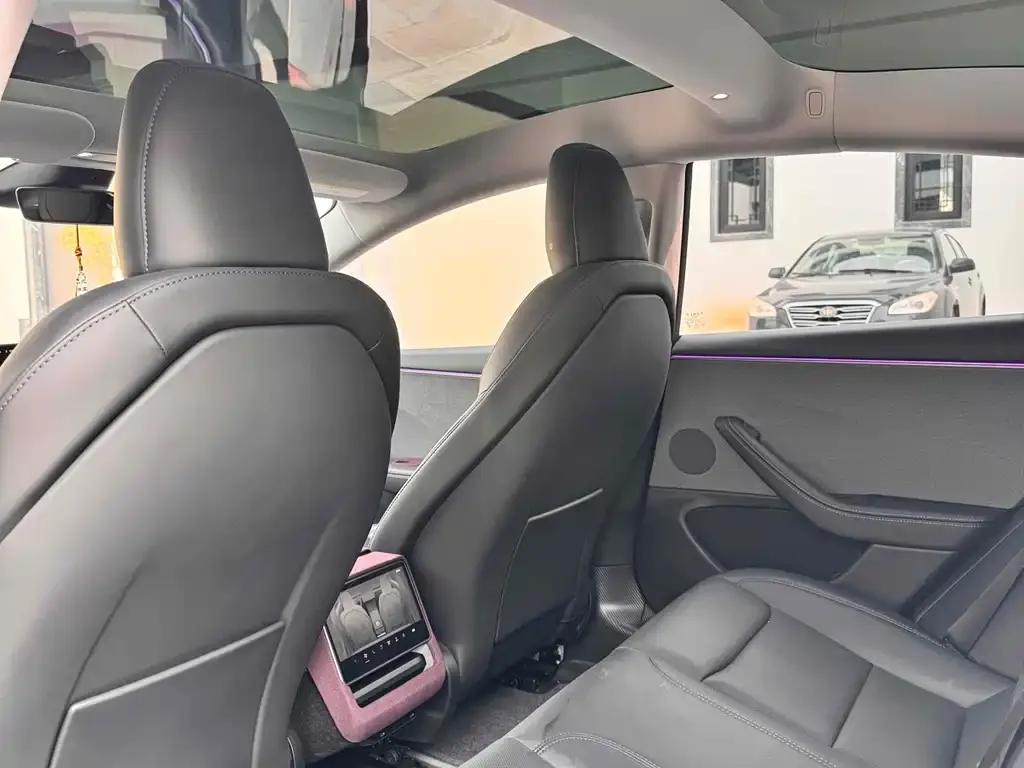 Tesla Model 3 2025 из CN, фото 3