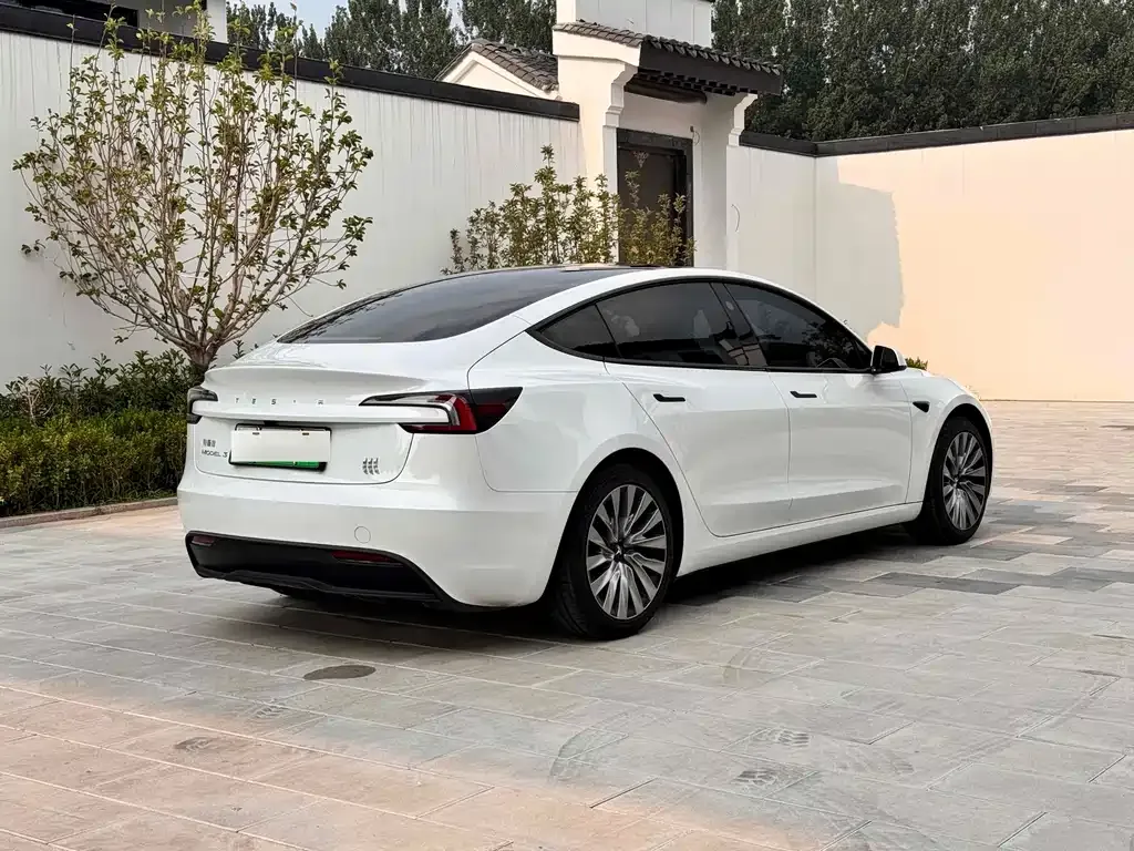 Tesla Model 3 2025 из CN, фото 10