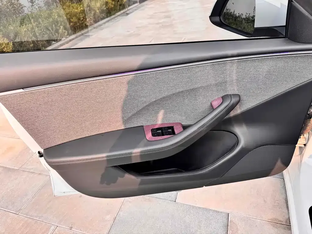 Tesla Model 3 2025 из CN, фото 7