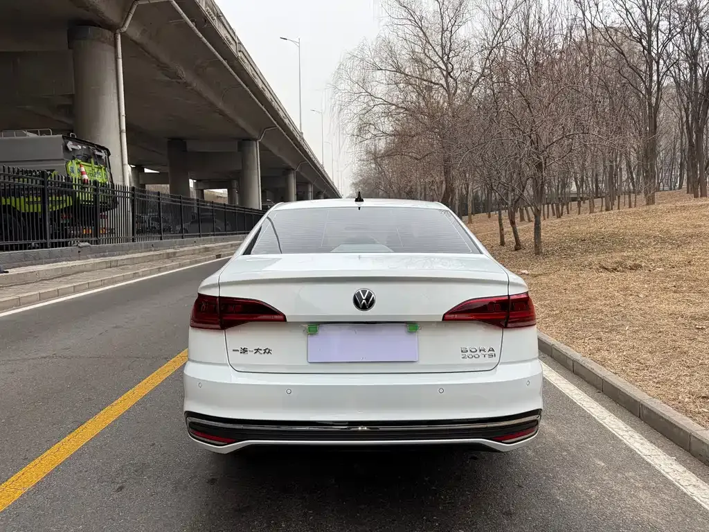 Volkswagen Bora 2024 из CN, фото 9
