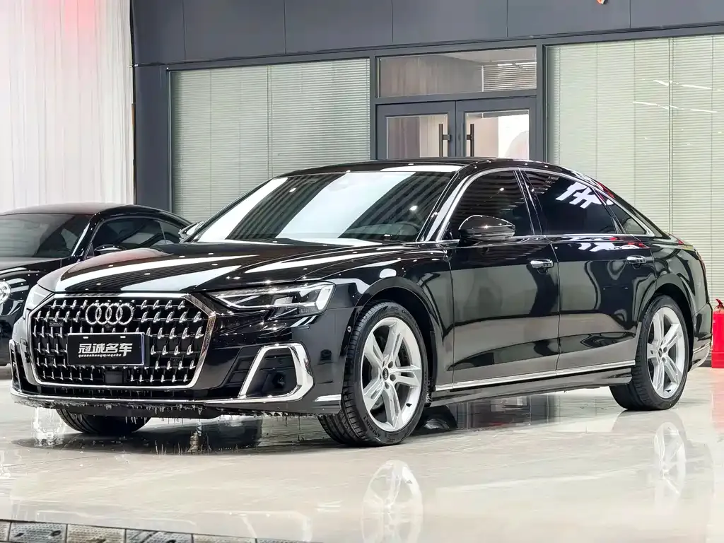 Audi A8 2023 из CN, фото 1