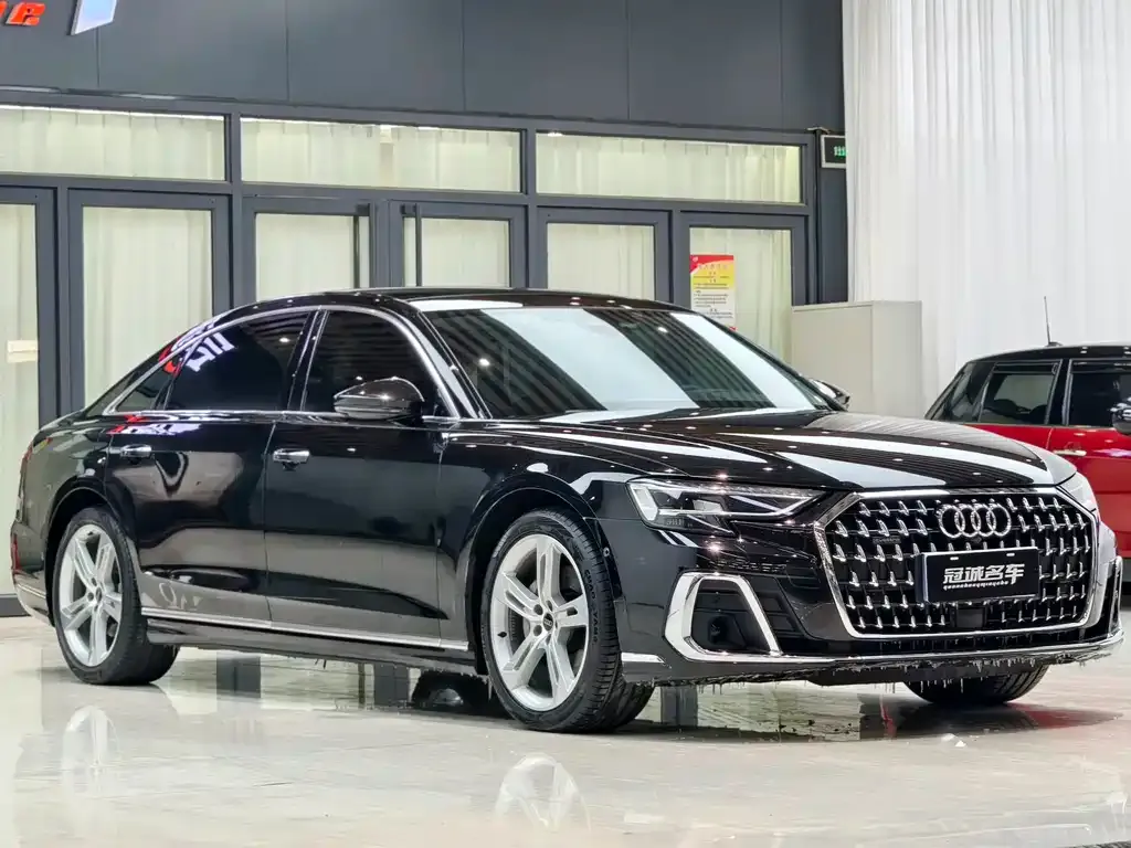 Audi A8 2023 из CN, фото 8
