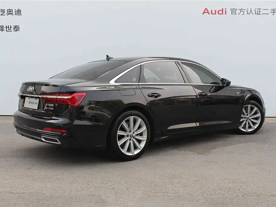 Audi A6L — фото 9