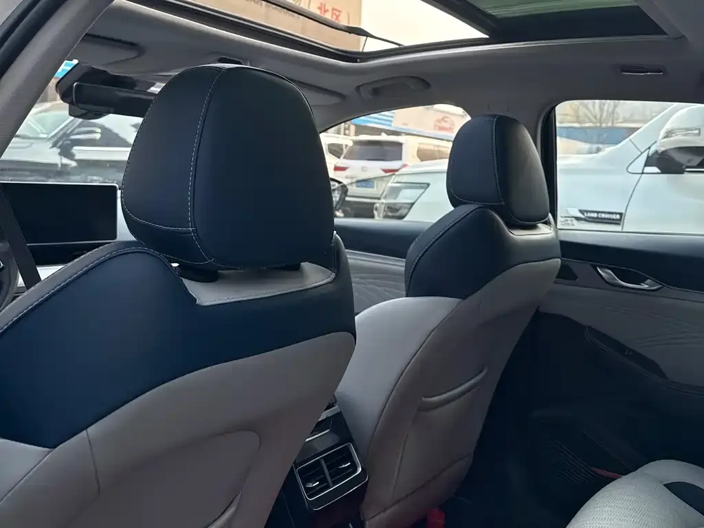 Geely Xingrui 2021 из CN, фото 2