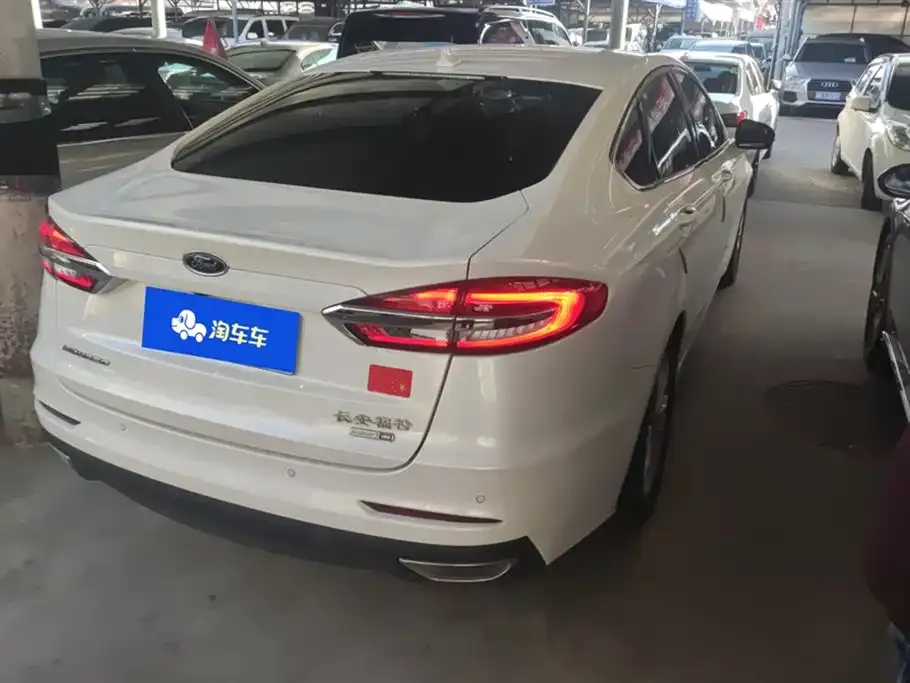 Ford Mondeo 2021 из CN, фото 2