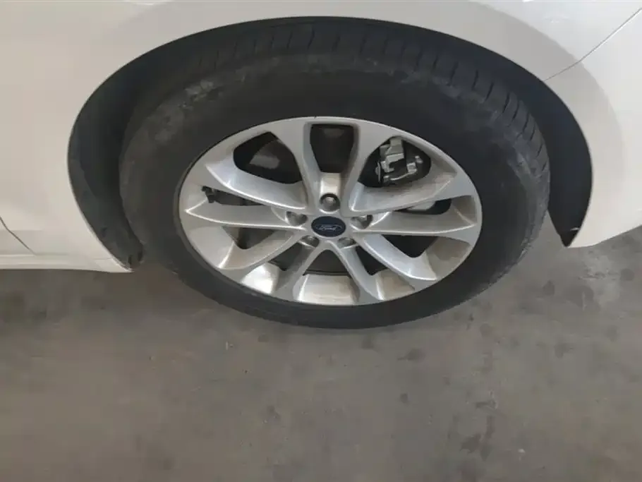 Ford Mondeo 2021 из CN, фото 3