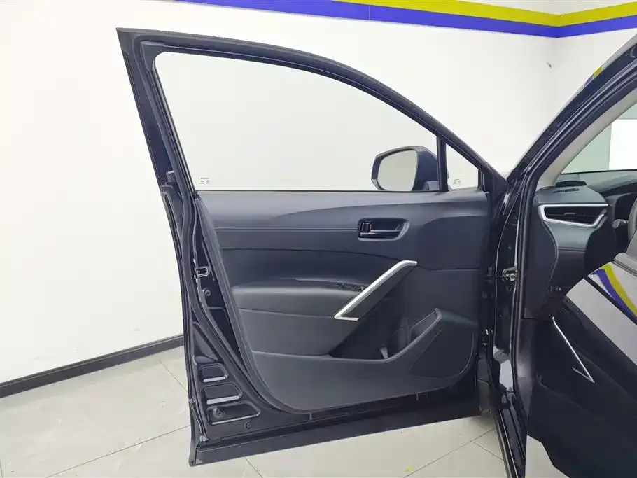 Toyota Frontlander 2024 из CN, фото 7