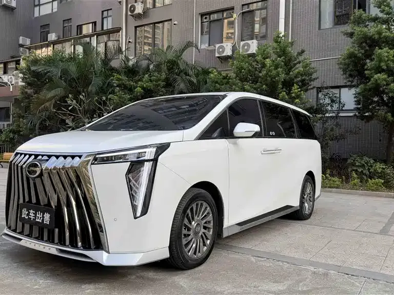 GAC Motor Trumpchi M8 — фото 1
