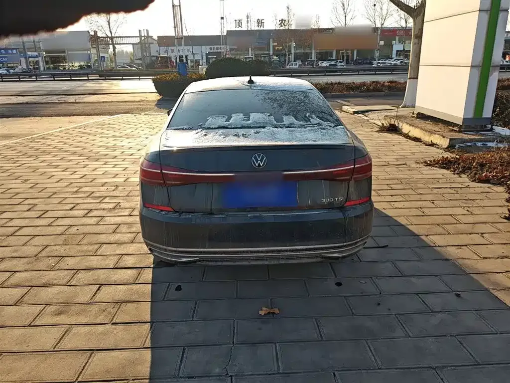 Volkswagen Passat 2023 из CN, фото 8
