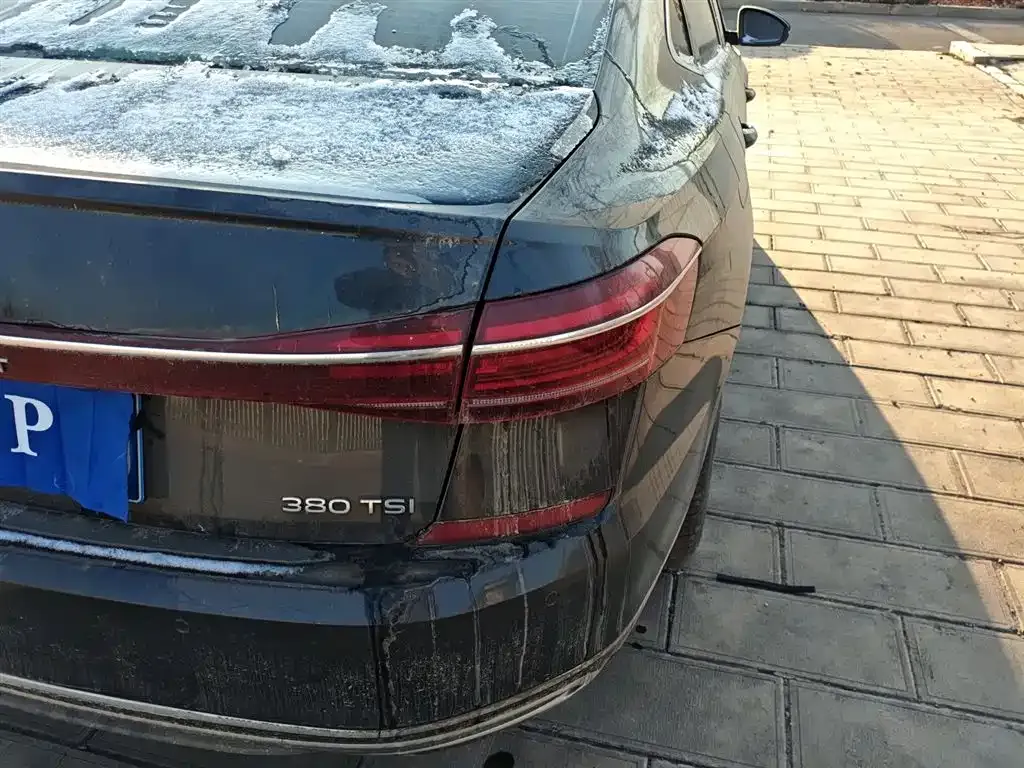 Volkswagen Passat 2023 из CN, фото 9