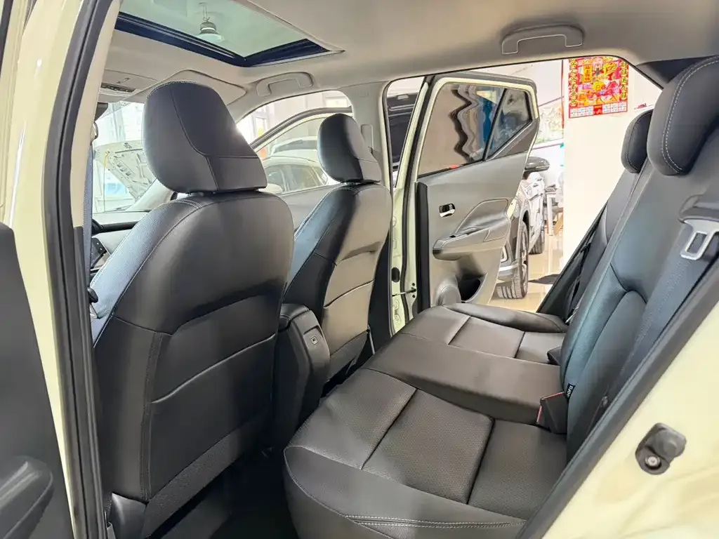 Nissan Kicks 2023 из CN, фото 10