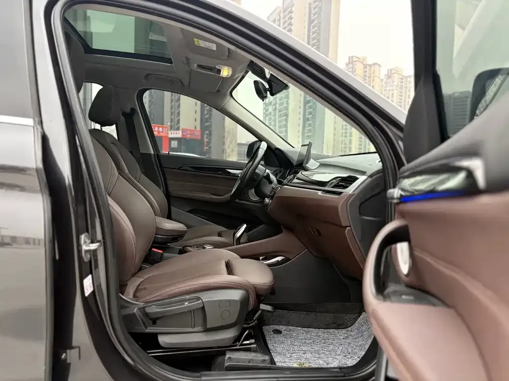 BMW X1 2022 из CN, фото 9