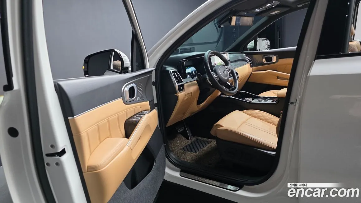 Kia Sorento — фото 10