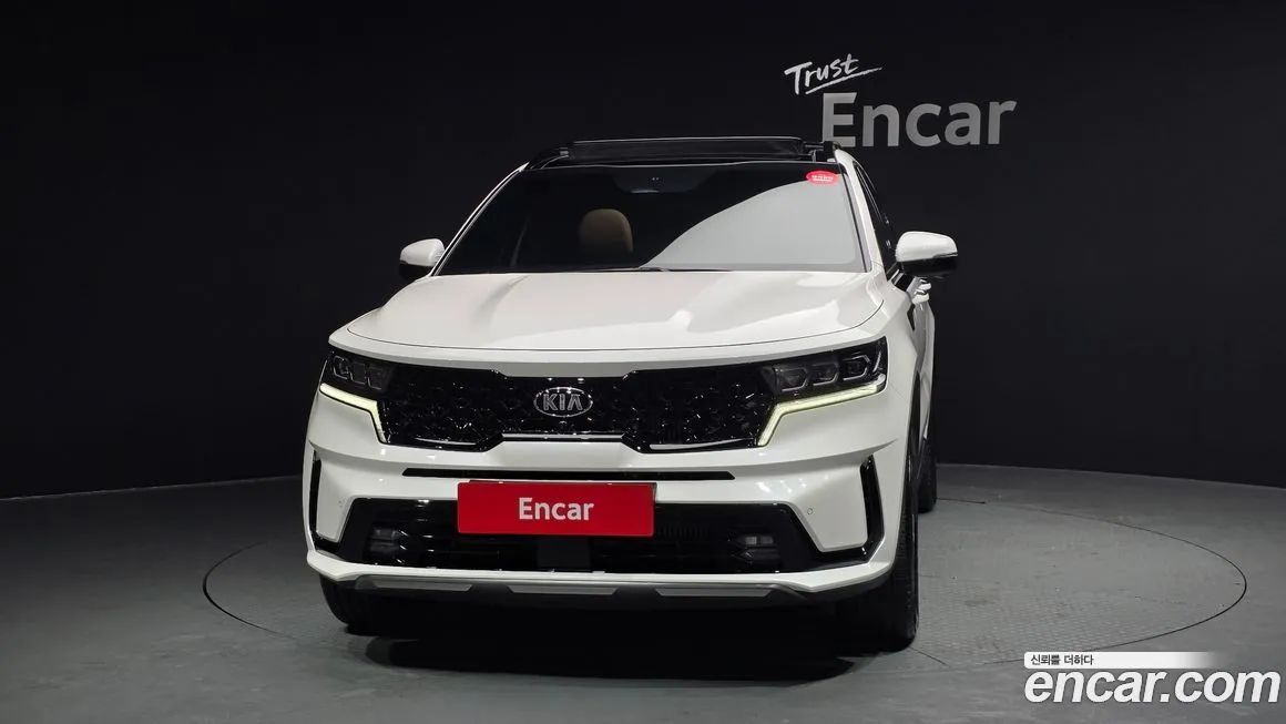 Kia Sorento — фото 7