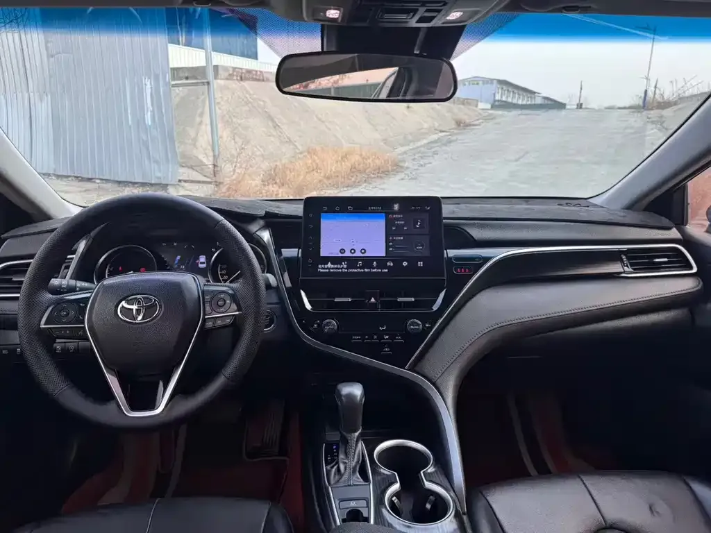 Toyota Camry 2024 из CN, фото 2