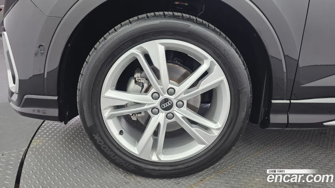 Audi Q3 2023 из KR, фото 4