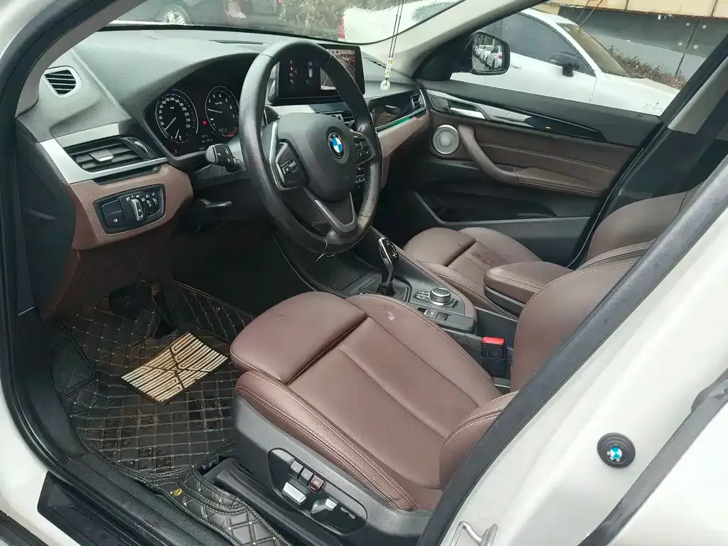 BMW X1 2023 из CN, фото 8