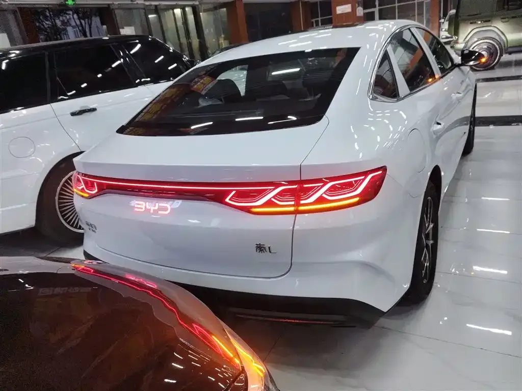 BYD Qin L 2026 из CN, фото 9