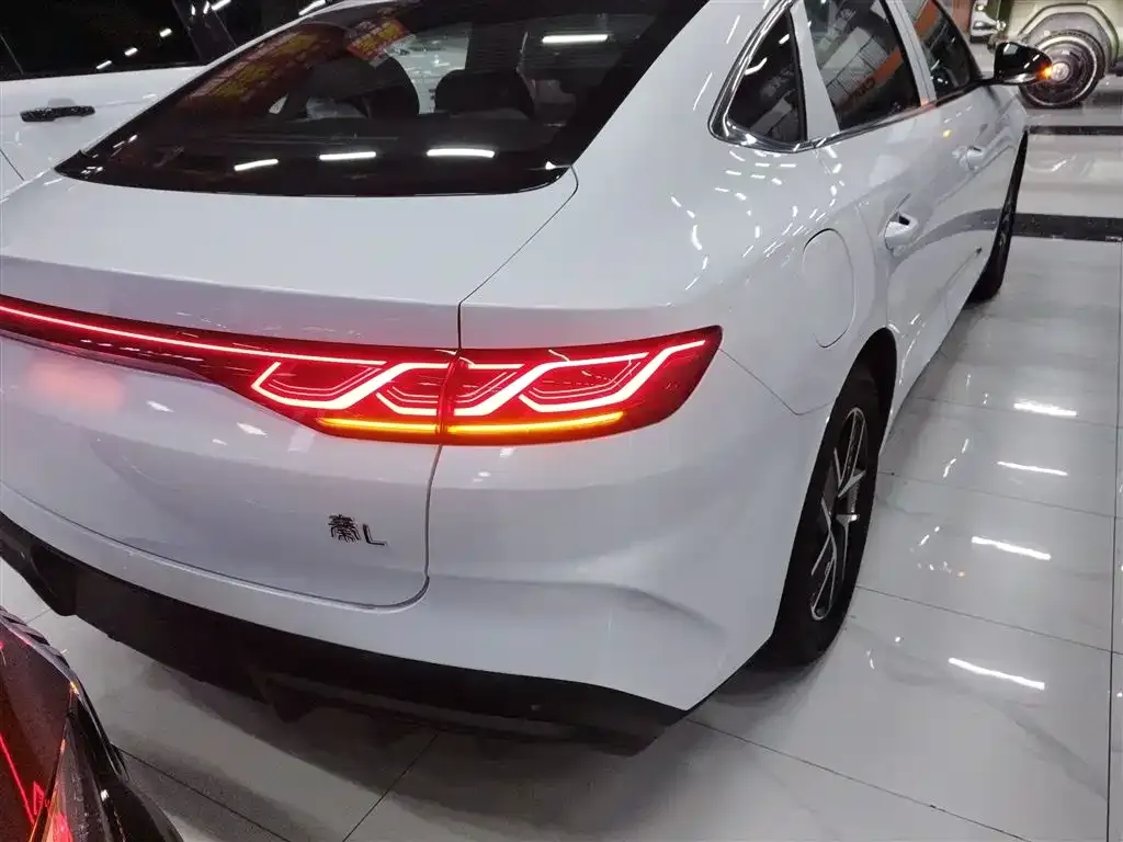 BYD Qin L 2026 из CN, фото 6