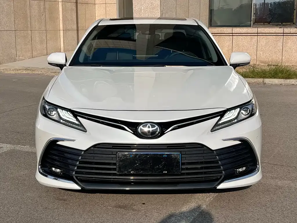 Toyota Camry 2023 из CN, фото 3