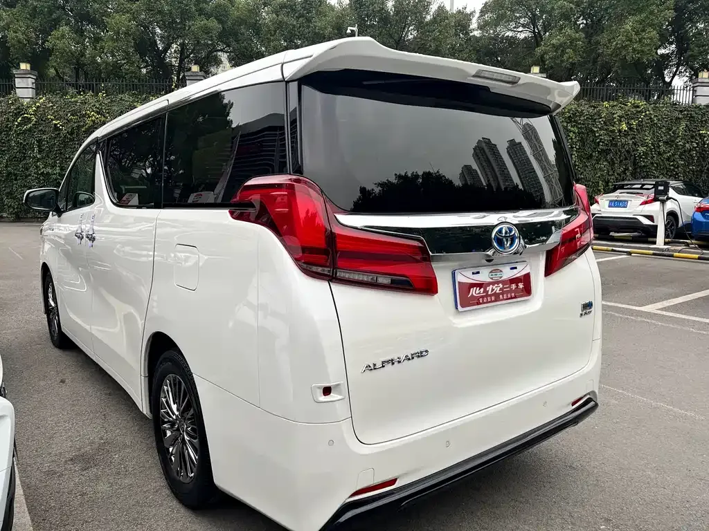 Toyota Alphard 2021 из CN, фото 4