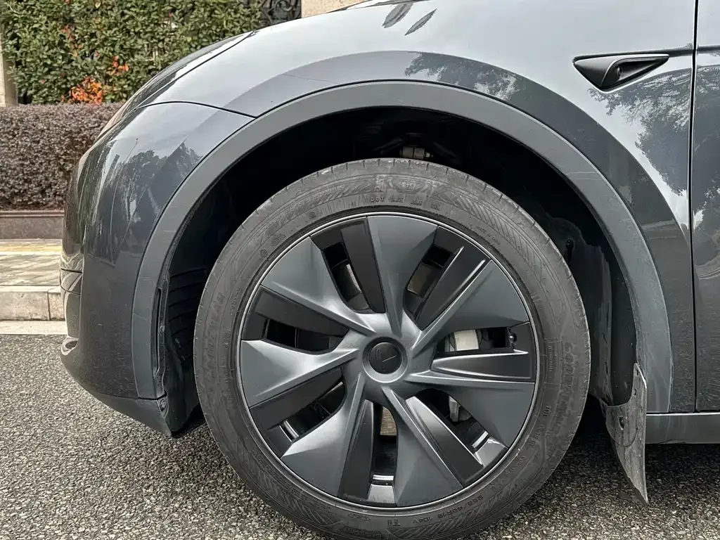Tesla Model Y 2024 из CN, фото 7