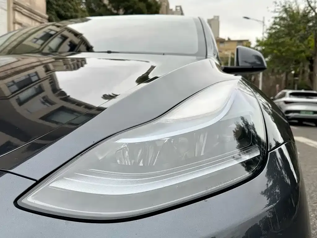 Tesla Model Y 2024 из CN, фото 2