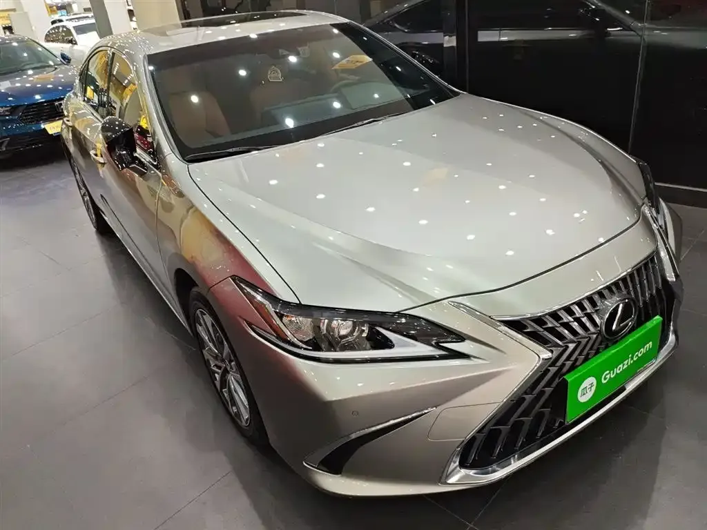 Lexus ES 2023 из CN, фото 8