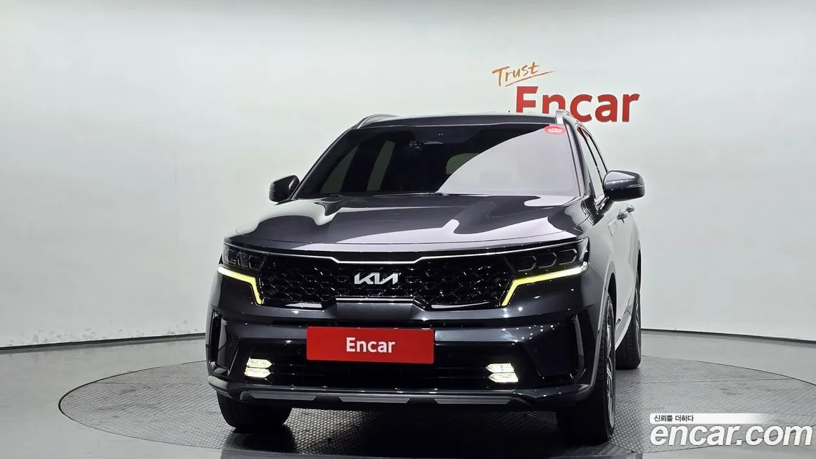 Kia Sorento — фото 6