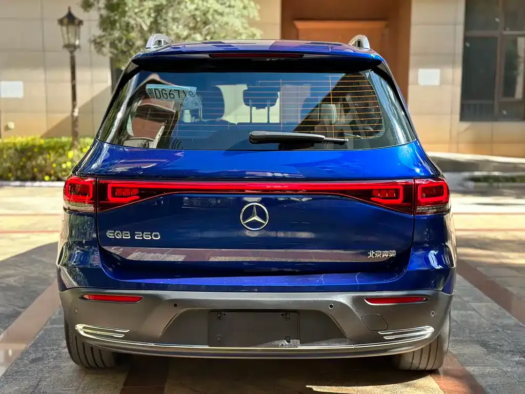 Mercedes-Benz EQB 2023 из CN, фото 9