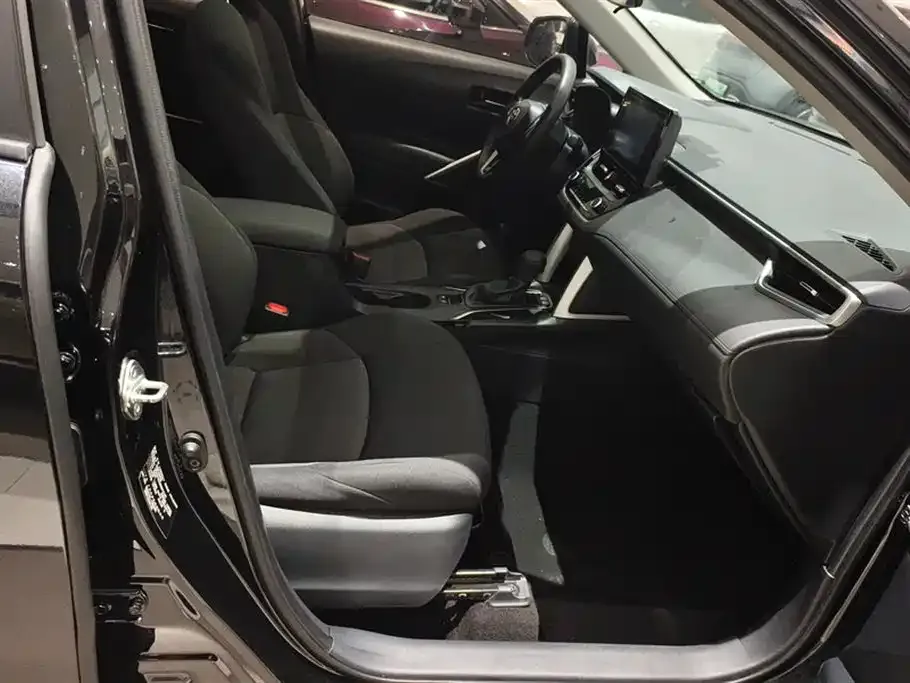 Toyota Frontlander 2022 из CN, фото 4