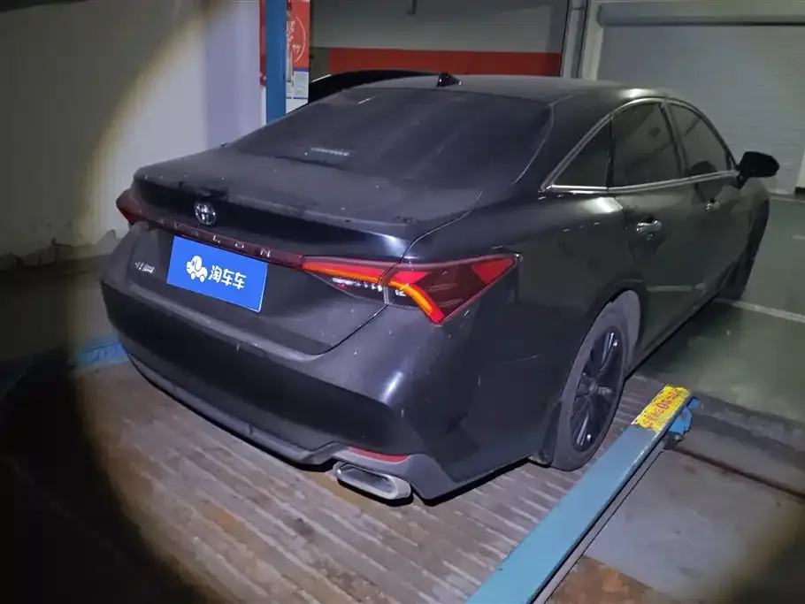 Toyota Avalon 2022 из CN, фото 6