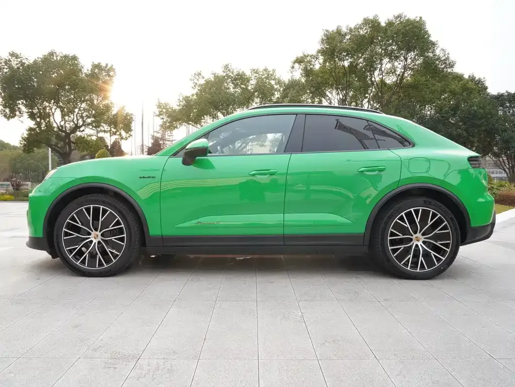Porsche Macan EV 2024 из CN, фото 7