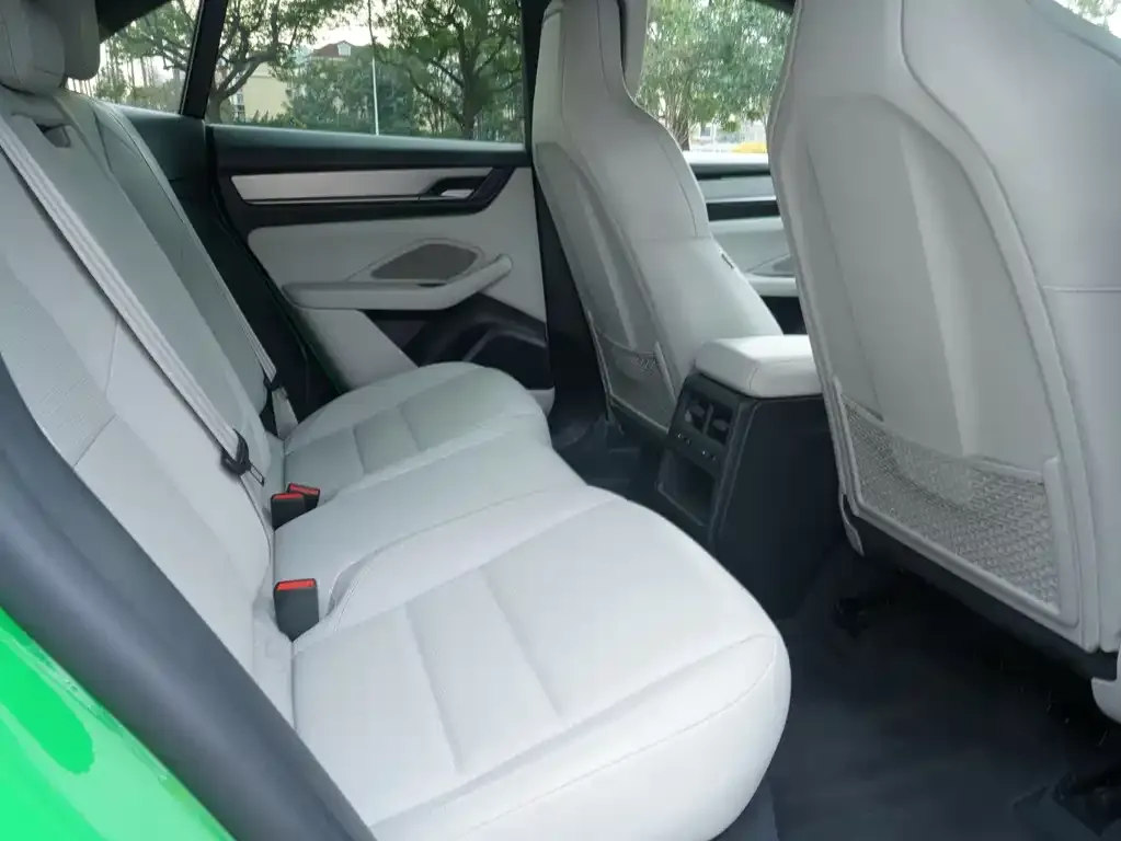 Porsche Macan EV 2024 из CN, фото 3