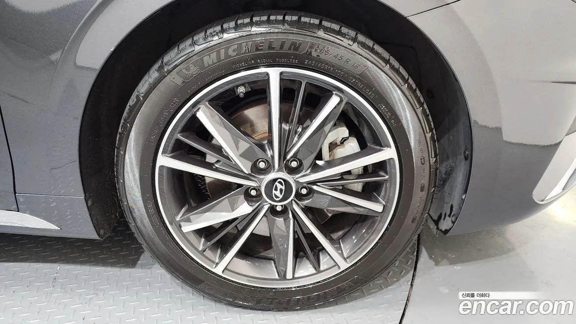 Hyundai Grandeur 2023 из KR, фото 8