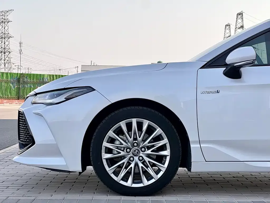 Toyota Avalon 2023 из CN, фото 3