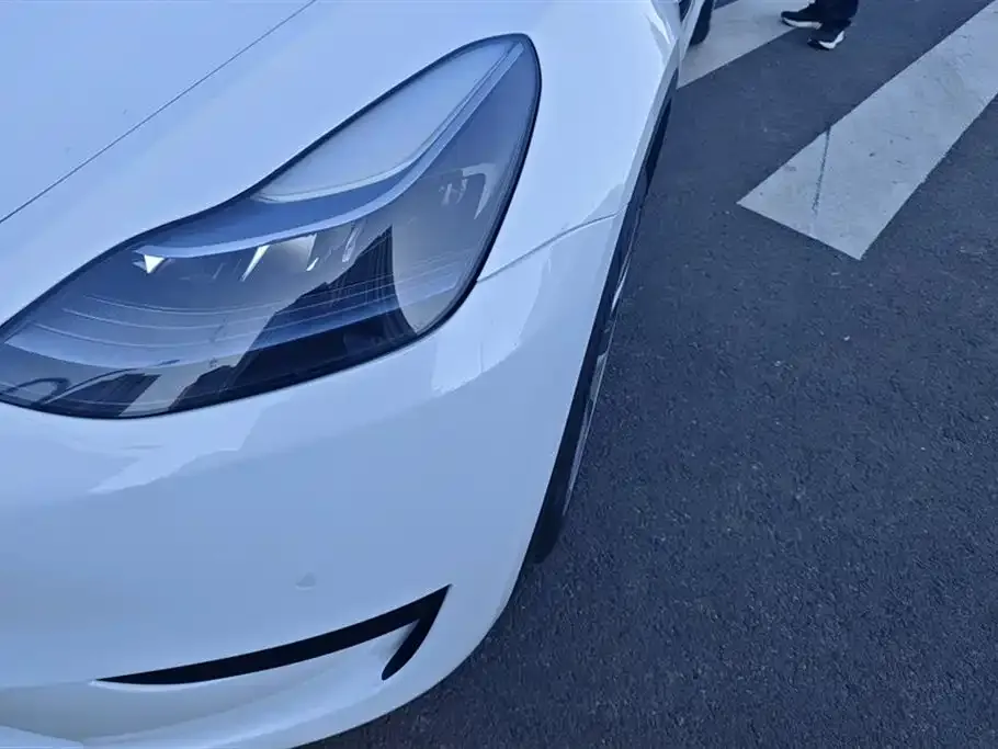 Tesla Model Y 2023 из CN, фото 8