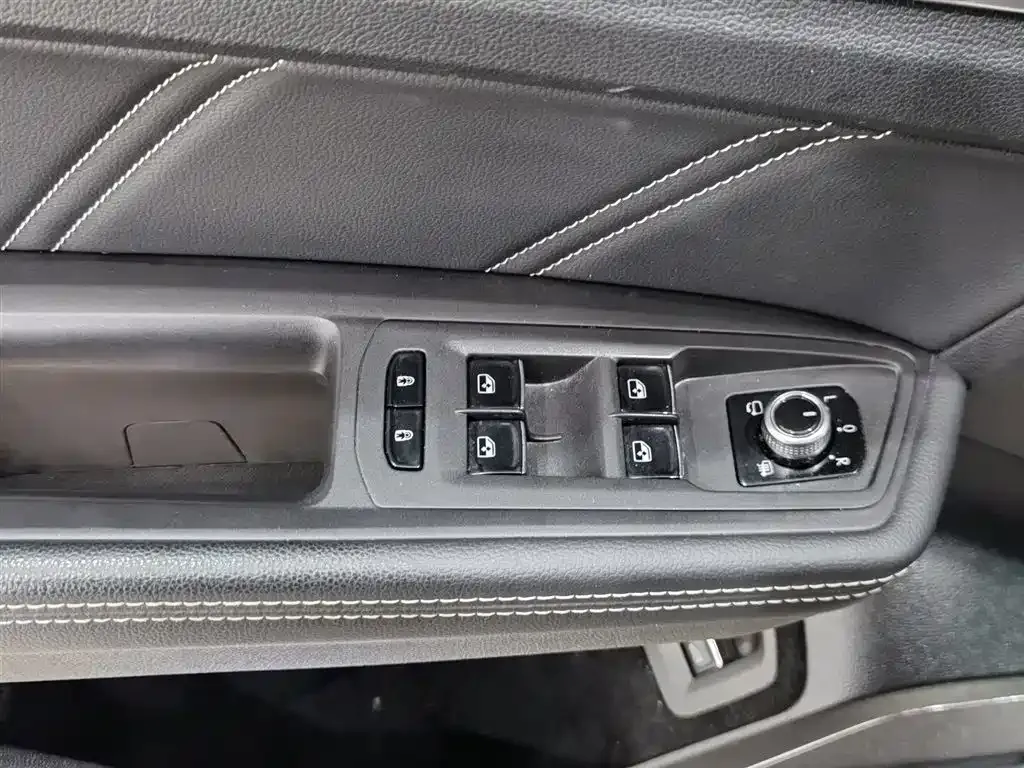 Volkswagen Teramont 2021 из CN, фото 10
