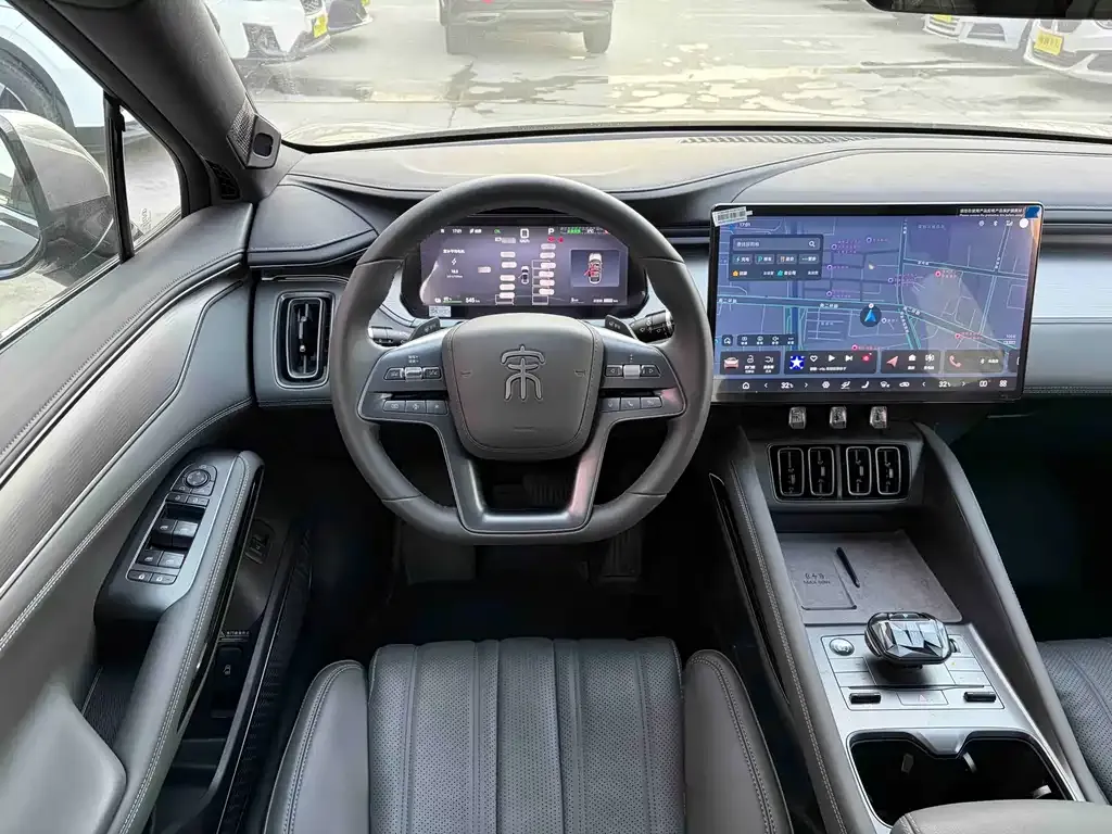 BYD L EV 2025 из CN, фото 7