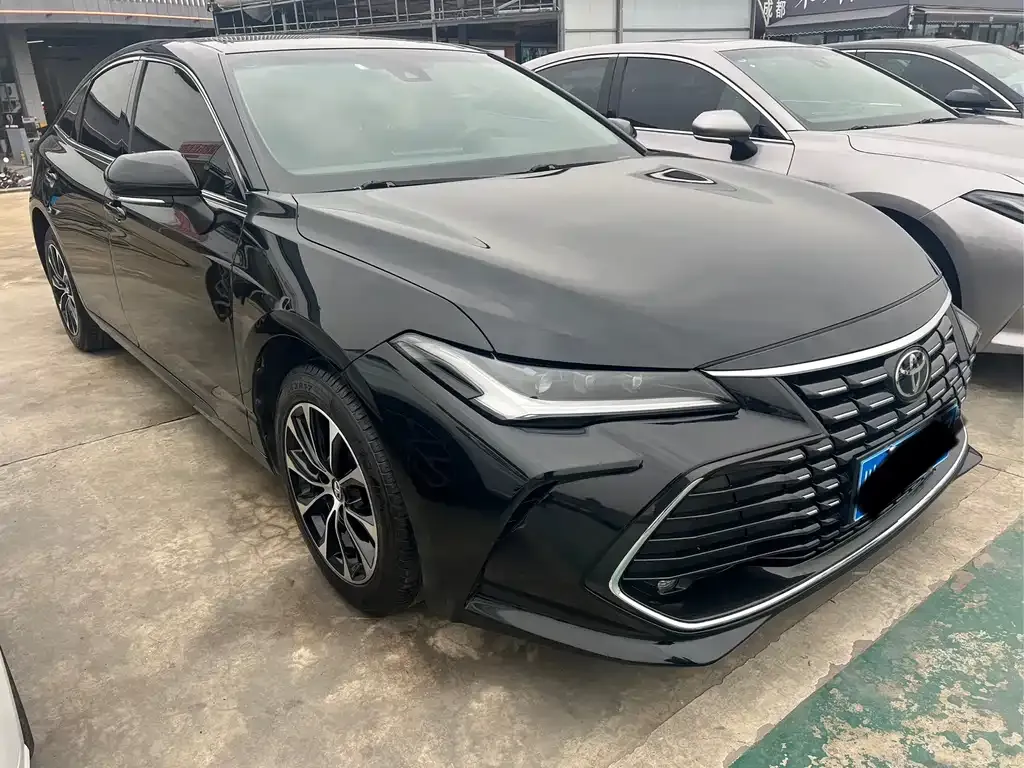 Toyota Avalon — фото 10