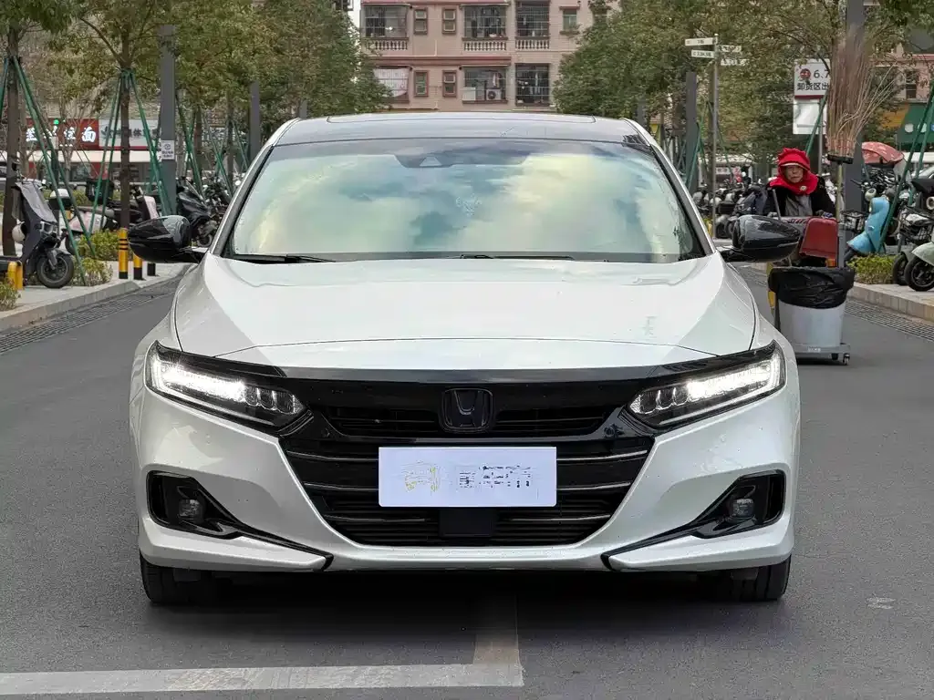 Honda Accord 2022 из CN, фото 7
