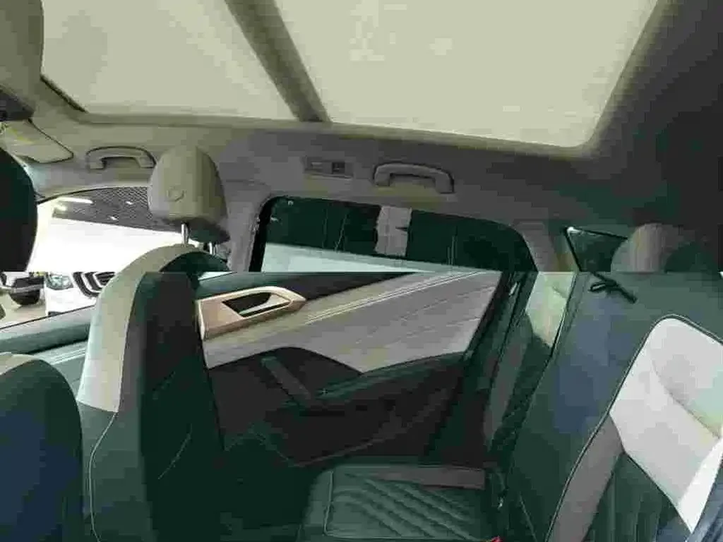 Volkswagen Tharu 2024 из CN, фото 3