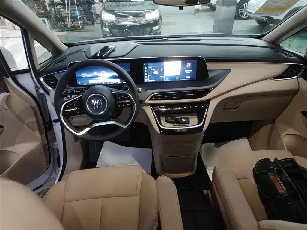 Buick GL8 Hybrid 2025 из CN, фото 10