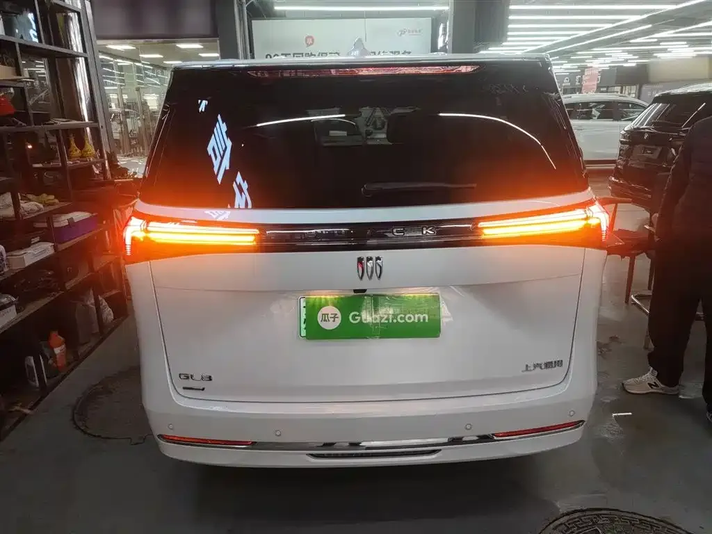 Buick GL8 Hybrid 2025 из CN, фото 2