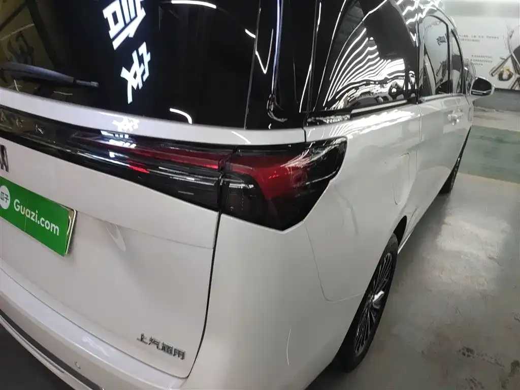 Buick GL8 Hybrid 2025 из CN, фото 3